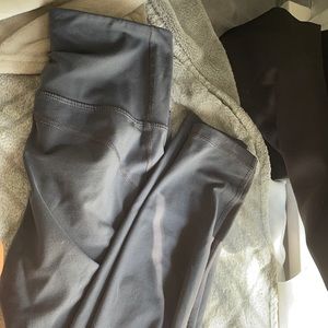 Old Navy Active Leggings